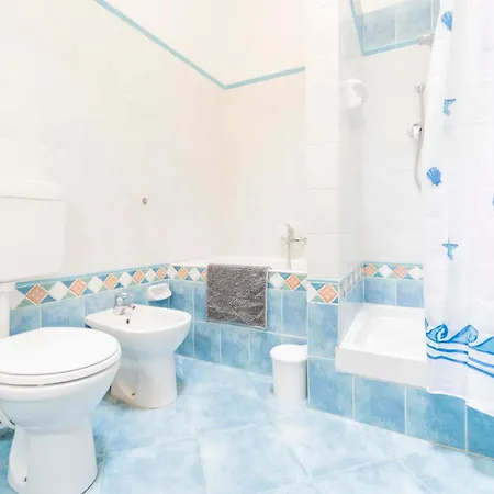 דירה 188b - Casa Di Nina Con Terrazza - 2min Dal Mare *