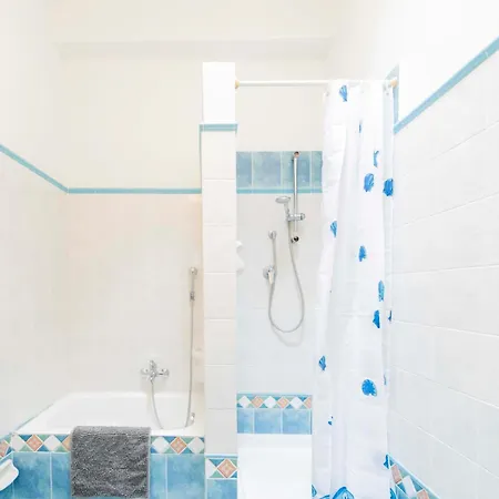 188b - Casa Di Nina Con Terrazza - 2min Dal Mare Apartment *