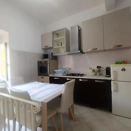 188b - Casa Di Nina Con Terrazza - 2min Dal Mare *